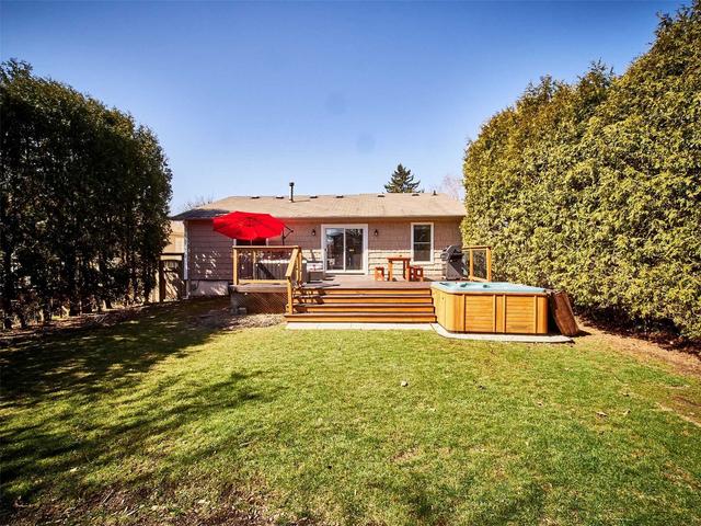 1795 Eastbank Rd, House detached with 3 bedrooms, 2 bathrooms and 6 parking in Pickering ON | Image 22