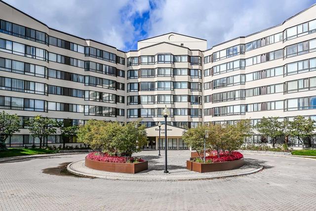 ph17 - 1001 Cedarglen Gate, Condo with 2 bedrooms, 2 bathrooms and 1 parking in Mississauga ON | Image 12