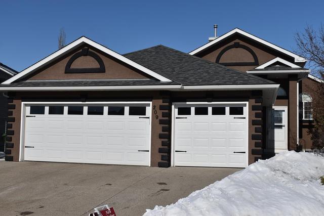 209 West Lakeview Place, Chestermere, AB, T1X1K3 | Card Image