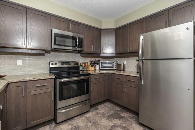 unit 26 - 635 Saginaw Pkwy, Townhouse with 3 bedrooms, 3 bathrooms and 2 parking in Cambridge ON | Image 4