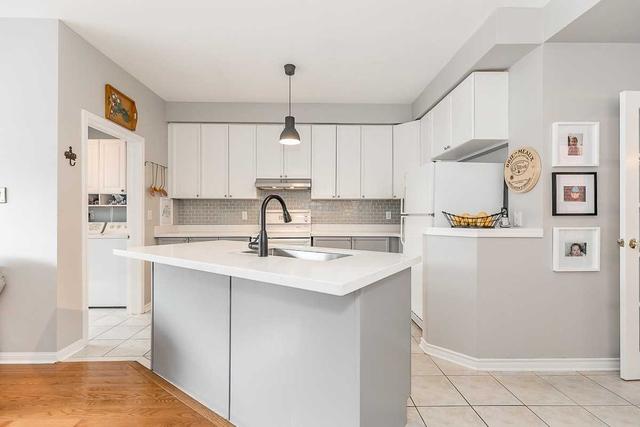109 White's Hill Ave, House semidetached with 3 bedrooms, 3 bathrooms and 3 parking in Markham ON | Image 6