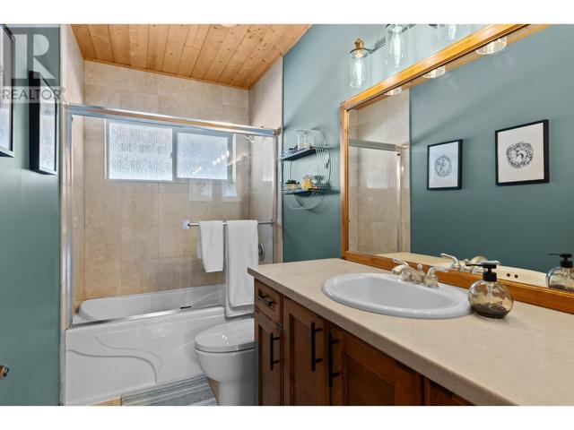 2431 Fairways Drive, House detached with 5 bedrooms, 4 bathrooms and null parking in Sun Peaks Mountain BC | Image 30