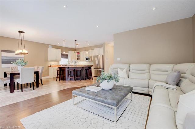 6710 Navin Crescent, House detached with 4 bedrooms, 3 bathrooms and null parking in London ON | Image 12
