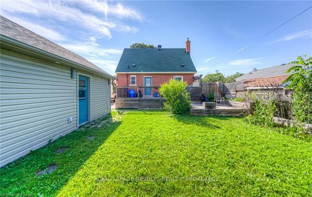 5 Winchester Blvd, House detached with 3 bedrooms, 2 bathrooms and 3 parking in Hamilton ON | Image 26