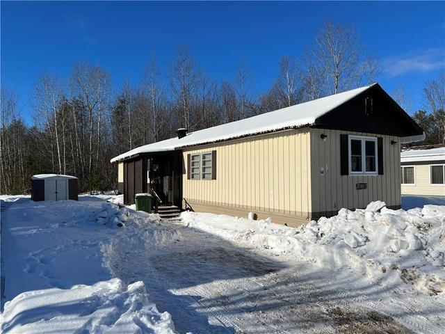 54 Pinehurst Estate, House detached with 2 bedrooms, 1 bathrooms and 2 parking in Petawawa ON | Card Image