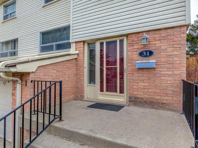 Th 31 - 1055 Shawnmarr Rd, Townhouse with 3 bedrooms, 2 bathrooms and 1 parking in Mississauga ON | Image 2