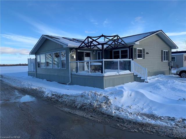 34 Algonquin Lane, House detached with 2 bedrooms, 2 bathrooms and 2 parking in Ashfield Colborne Wawanosh ON | Image 8