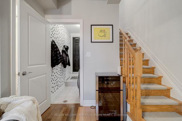 21 Peelar Mews, House attached with 4 bedrooms, 3 bathrooms and 2 parking in Toronto ON | Image 32