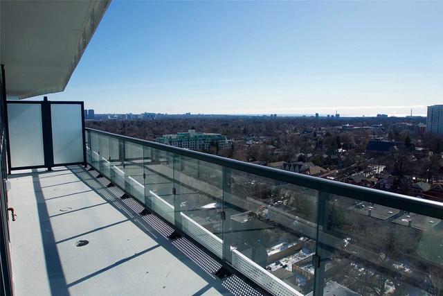1404 - 11 Lillian St, Condo with 2 bedrooms, 2 bathrooms and 1 parking in Toronto ON | Image 4