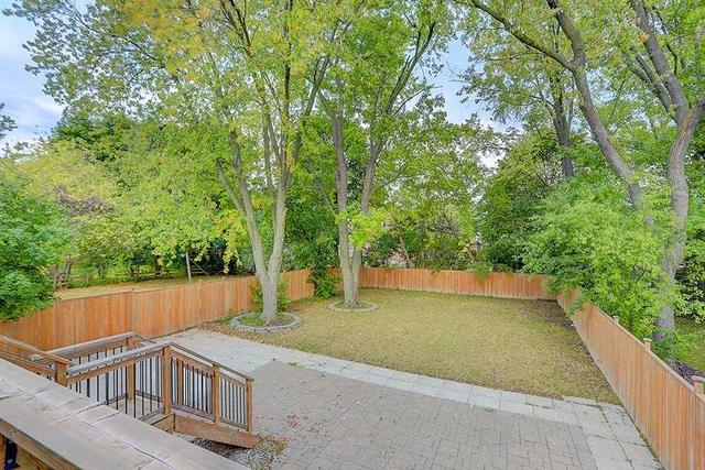 62 Yorkview Dr, House detached with 4 bedrooms, 6 bathrooms and 6 parking in Toronto ON | Image 12