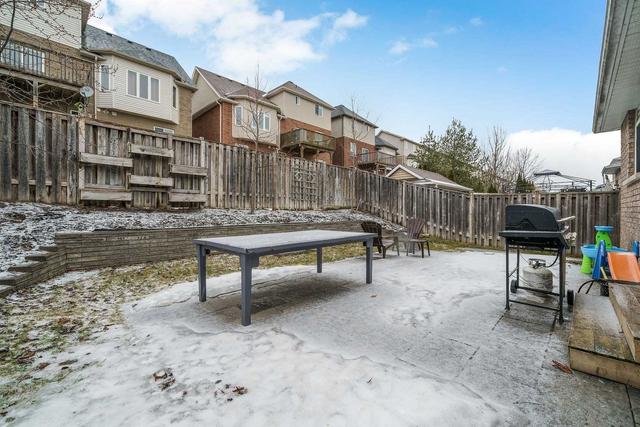 34 Bird St, House detached with 3 bedrooms, 3 bathrooms and 4 parking in Barrie ON | Image 17