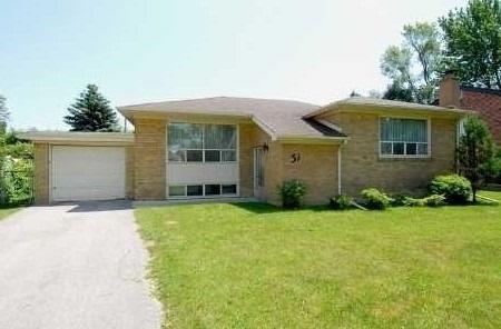 31 Chatfield Dr, House detached with 3 bedrooms, 2 bathrooms and 6 parking in Toronto ON | Image 1