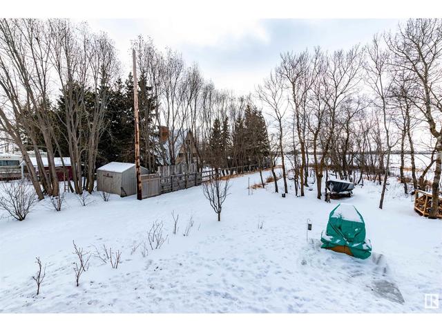 109 Thompson St, House detached with 4 bedrooms, 2 bathrooms and null parking in Camrose County AB | Image 38