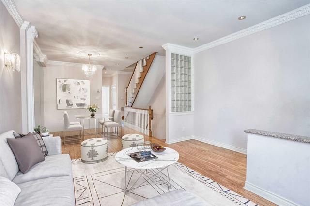 138a Euclid Ave, House attached with 4 bedrooms, 4 bathrooms and 1 parking in Toronto ON | Image 12