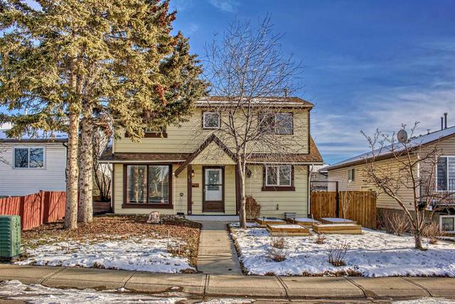 40 Falconridge Close Ne, Home with 3 bedrooms, 1 bathrooms and 2 parking in Calgary AB | Image 46