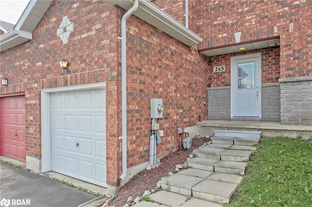 245 Stanley St, House attached with 3 bedrooms, 3 bathrooms and 3 parking in Barrie ON | Image 12