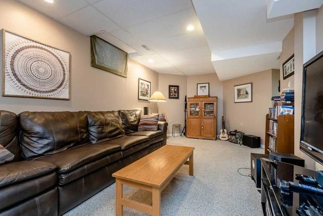 237 Wessenger Dr, House detached with 3 bedrooms, 4 bathrooms and 4 parking in Barrie ON | Image 20