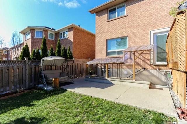 1740 Rowntree Crt, House detached with 4 bedrooms, 4 bathrooms and 6 parking in Mississauga ON | Image 22