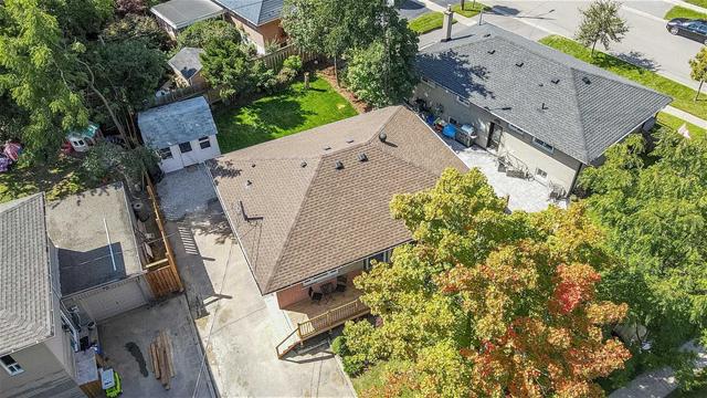 35 Weber Dr, House detached with 2 bedrooms, 2 bathrooms and 4 parking in Halton Hills ON | Image 17