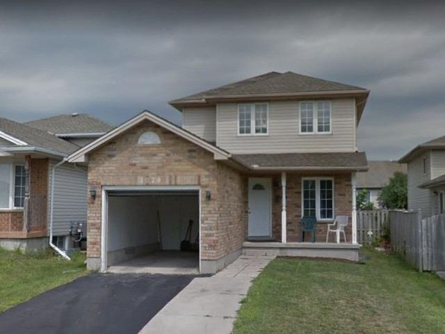 1070 Farnsborough Cres, House detached with 4 bedrooms, 3 bathrooms and 3 parking in London ON | Image 1