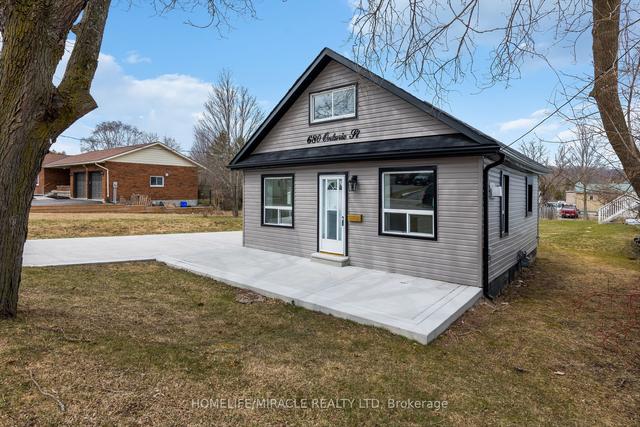 680 Ontario St, House detached with 3 bedrooms, 1 bathrooms and 4 parking in Midland ON | Image 22