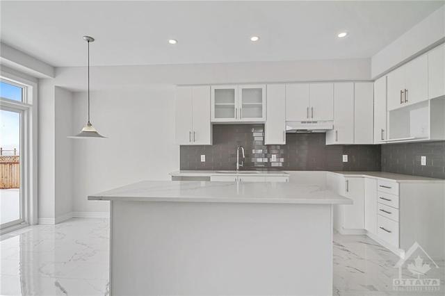 410 Fleet Canuck Private, Townhouse with 3 bedrooms, 3 bathrooms and 2 parking in Ottawa ON | Image 9
