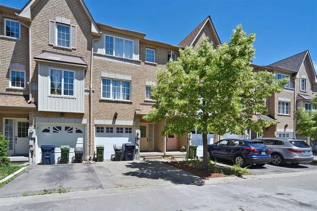 39 Norman Wesley Way, Townhouse with 3 bedrooms, 2 bathrooms and 2 parking in Toronto ON | Image 12