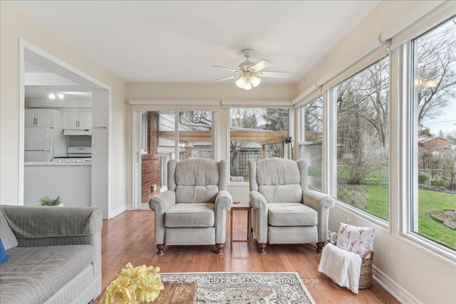 82 Rayne Ave, House detached with 3 bedrooms, 2 bathrooms and 4 parking in Oakville ON | Image 19