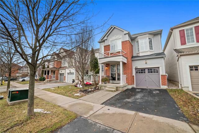 42 Teardrop Cres, House detached with 3 bedrooms, 3 bathrooms and 2 parking in Whitby ON | Image 1