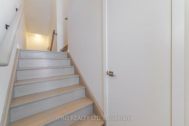 3062 Harasym Tr, House attached with 4 bedrooms, 4 bathrooms and 2 parking in Oakville ON | Image 23
