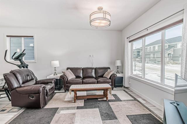 131 Chelsea Road, House detached with 3 bedrooms, 2 bathrooms and 3 parking in Calgary AB | Image 11