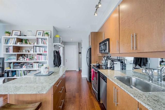 230 - 2885 Bayview Ave, Condo with 2 bedrooms, 1 bathrooms and 1 parking in Toronto ON | Image 5