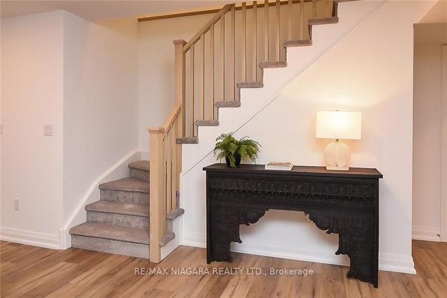 7 - 3318 Weinbrenner Rd, House attached with 2 bedrooms, 3 bathrooms and 4 parking in Niagara Falls ON | Image 15