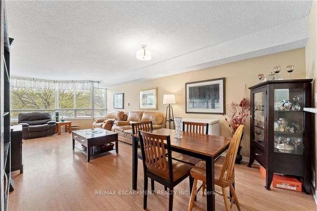 213 - 495 8 Hw, Condo with 2 bedrooms, 2 bathrooms and 2 parking in Hamilton ON | Image 10