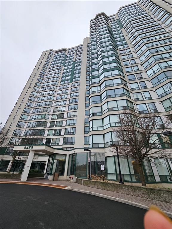 403 - 4460 Tucana Court, Condo with 3 bedrooms, 2 bathrooms and null parking in Mississauga ON | Image 2