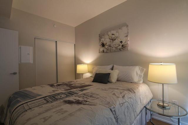 2512 - 115 Mcmahon Dr, Condo with 1 bedrooms, 1 bathrooms and 1 parking in Toronto ON | Image 6