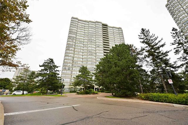 1906 - 22 Hanover Rd, Condo with 1 bedrooms, 1 bathrooms and 1 parking in Brampton ON | Image 1