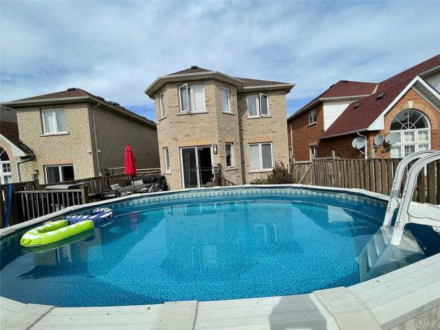 12 Prince Cres, House detached with 3 bedrooms, 3 bathrooms and 8 parking in Brampton ON | Image 33