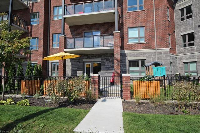 118 - 35 Kingsbury Square, House attached with 3 bedrooms, 2 bathrooms and 1 parking in Guelph ON | Image 31