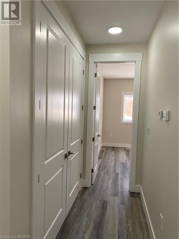 Hallway to bedroom/bathroom | Image 12