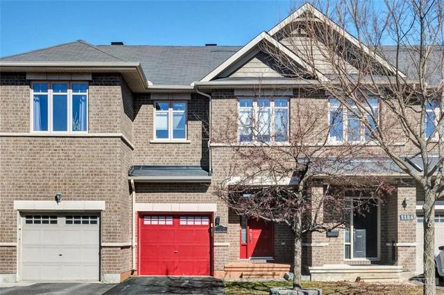1186 Tischart Crescent, Townhouse with 3 bedrooms, 3 bathrooms and 3 parking in Ottawa ON | Image 1