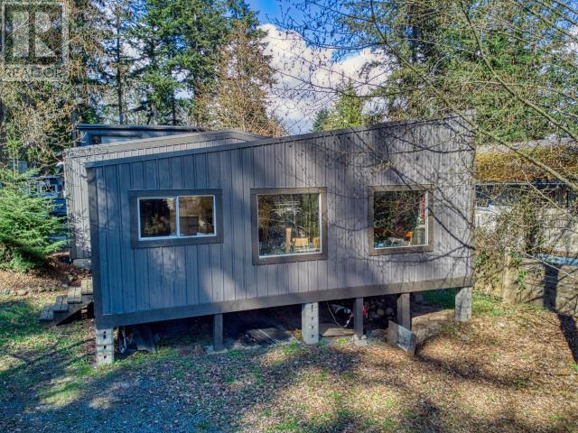 2060 Black Point Road, House detached with 3 bedrooms, 2 bathrooms and 5 parking in Powell River C BC | Image 40
