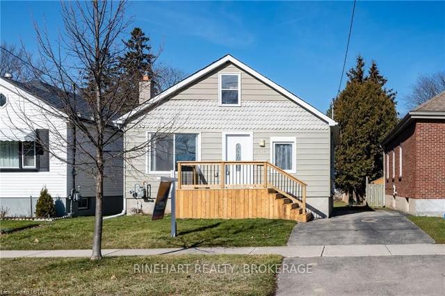 1624 Borden St, House detached with 2 bedrooms, 2 bathrooms and 3 parking in London ON | Image 23