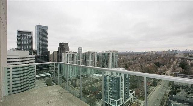 uph05 - 1 Avondale Ave, Condo with 2 bedrooms, 2 bathrooms and 1 parking in Toronto ON | Image 9