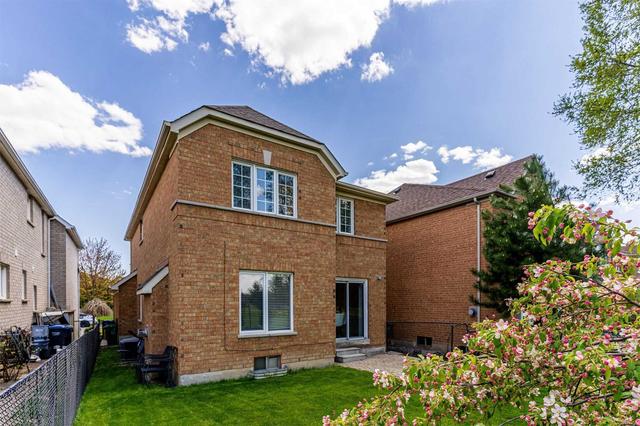 2821 Cartwright Cres, House detached with 4 bedrooms, 3 bathrooms and 4 parking in Mississauga ON | Image 24