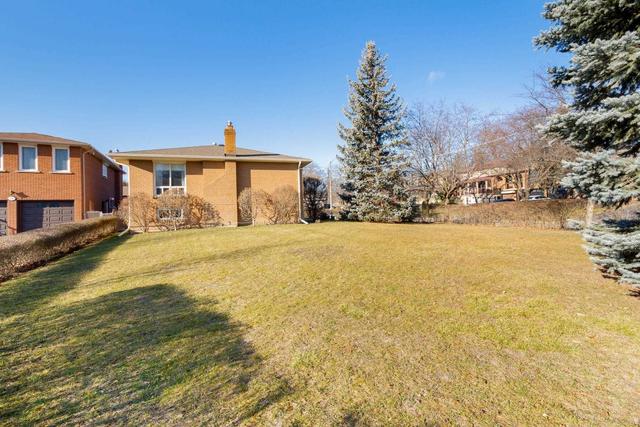 138 Pioneer Lane, House detached with 3 bedrooms, 3 bathrooms and 2 parking in Vaughan ON | Image 18