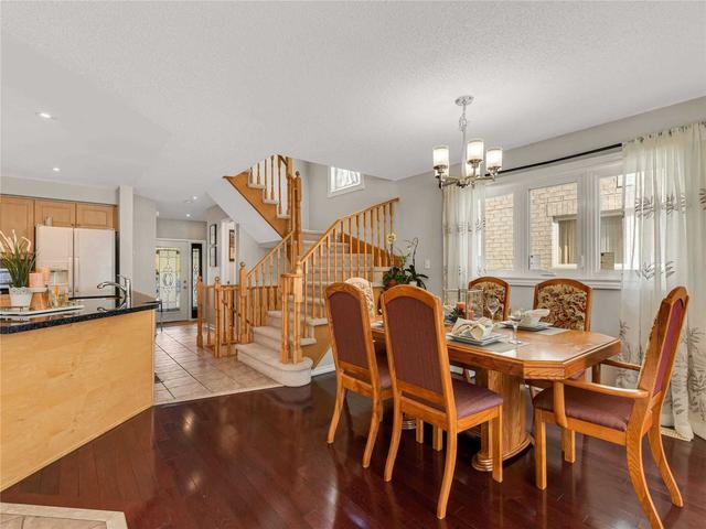 7314 Cork Tree Row, House semidetached with 3 bedrooms, 4 bathrooms and 3 parking in Mississauga ON | Image 7