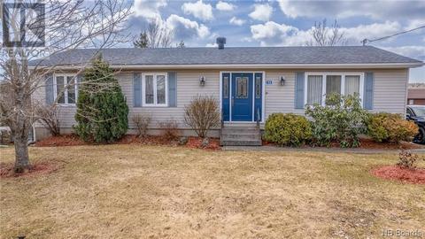32 Carleton Street, House detached with 3 bedrooms, 1 bathrooms and null parking in St. George NB | Card Image