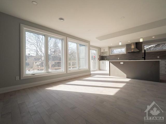 1 - 196 Powell Avenue, Condo with 3 bedrooms, 2 bathrooms and 2 parking in Ottawa ON | Image 5