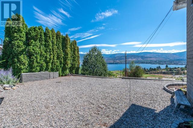 3218 West Bench Drive, House detached with 5 bedrooms, 3 bathrooms and 4 parking in Okanagan Similkameen F BC | Image 36